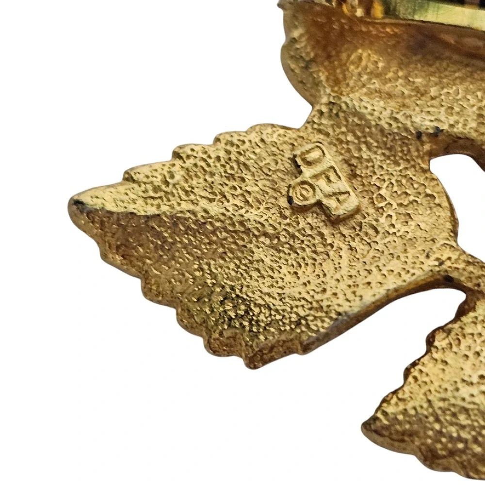 OFA Gold Leaf Brooch Pin Vintage Textured Maple Leaf Statement Jewelry‎